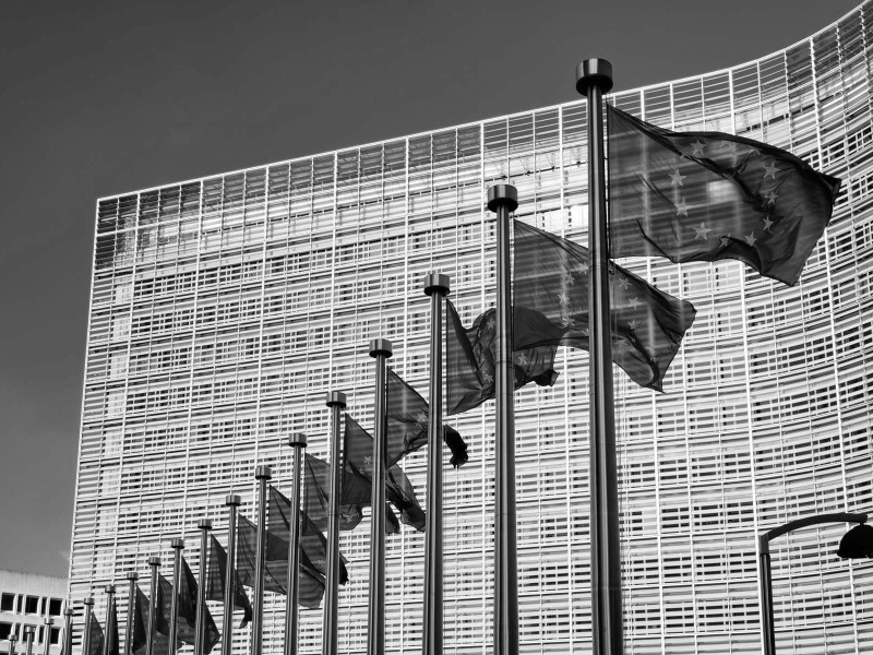 VKS Patentes y Marcas · Registrar, Vigilar y Patentar en Europa